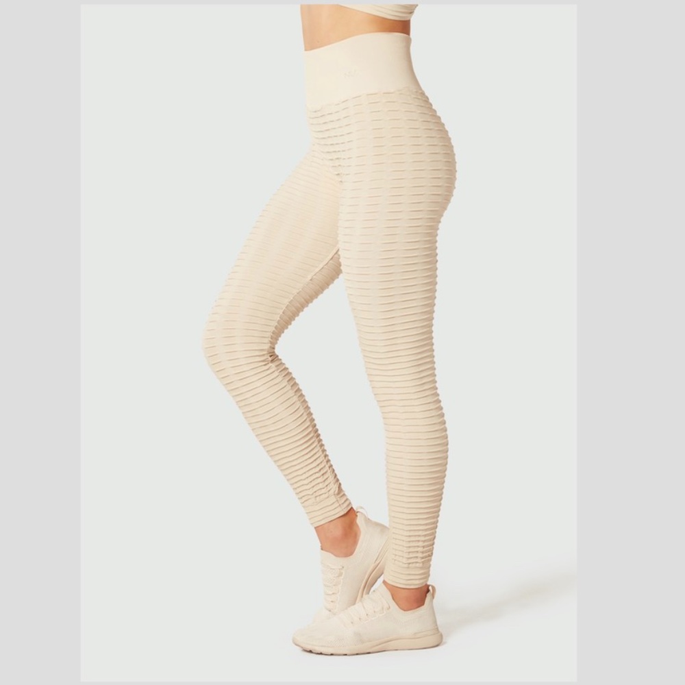 Nux Pucker Up Legging Latte - Picture 3 of 3